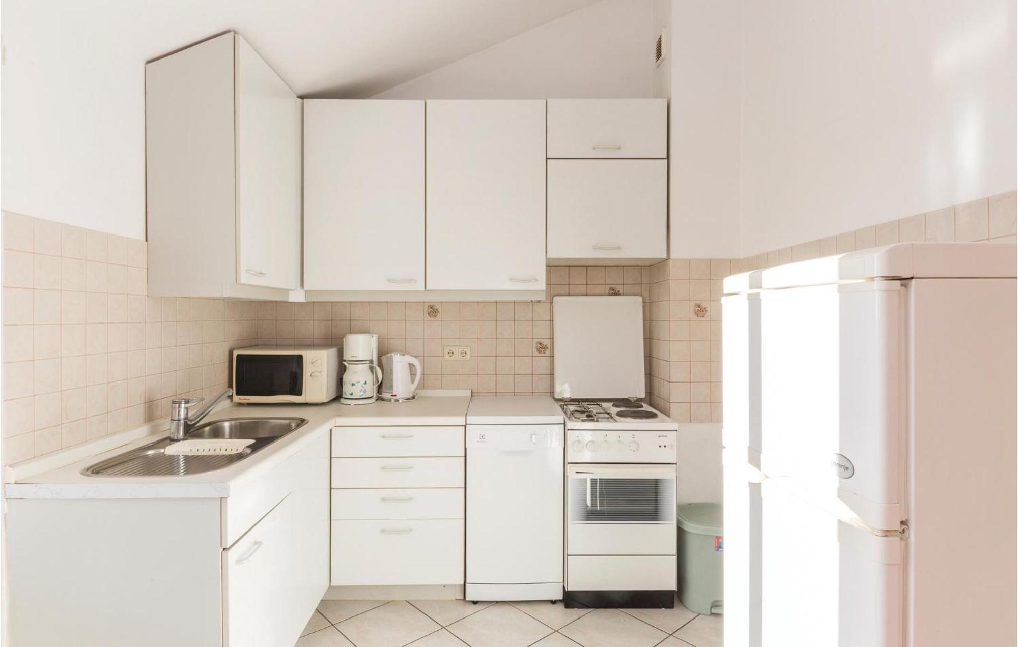 3 Bedroom Amazing Apartment In 마카르스카 외부 사진